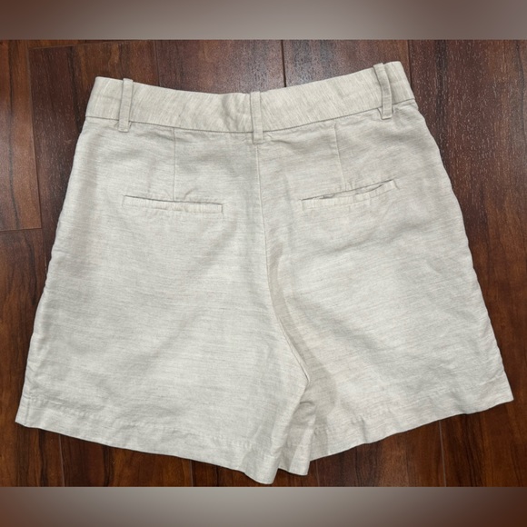 Aritzia Wilfred The Limitless Short Mid-Thigh - Cruise Linen - Picture 9 of 12